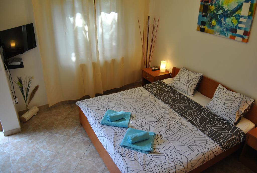 Apartments & Studio Matan Rovinj Exterior photo