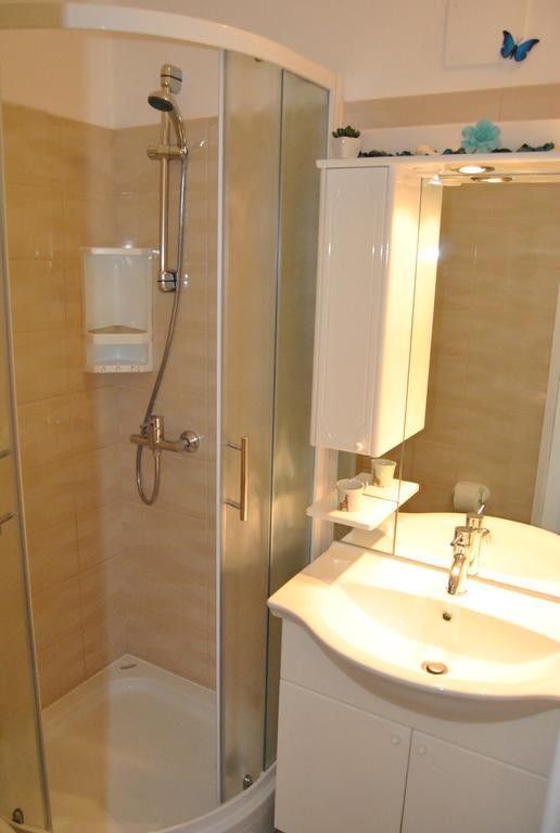 Apartments & Studio Matan Rovinj Exterior photo