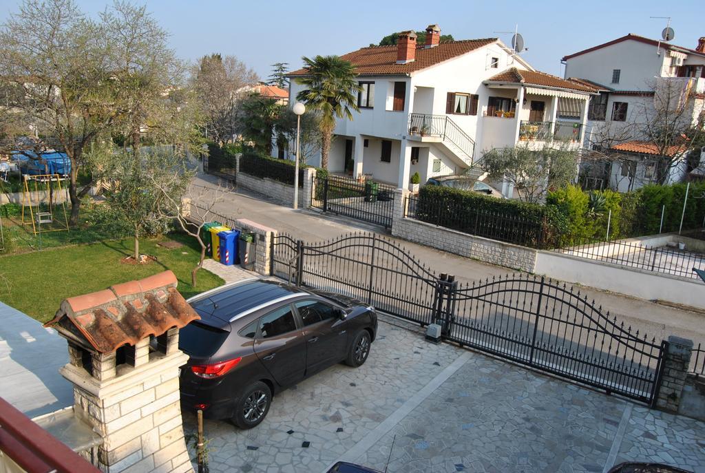 Apartments & Studio Matan Rovinj Exterior photo