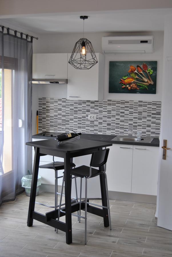Apartments & Studio Matan Rovinj Exterior photo