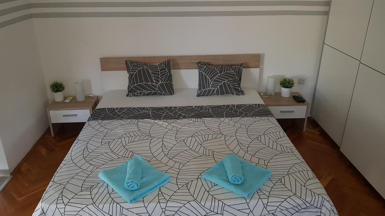 Apartments & Studio Matan Rovinj Exterior photo